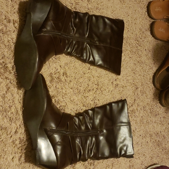 Rampage Wedge Boots - Picture 4 of 5
